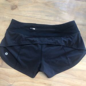 Lululemon black speed up shorts